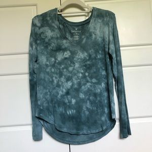 AE long sleeve blue tie dye size S